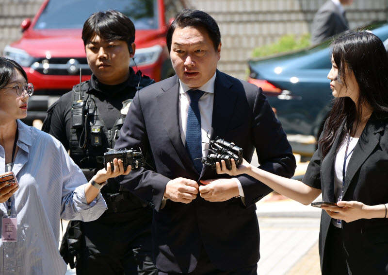 재산분할 파기환송심 참석하는 최태원 회장                                                                                                                                                          