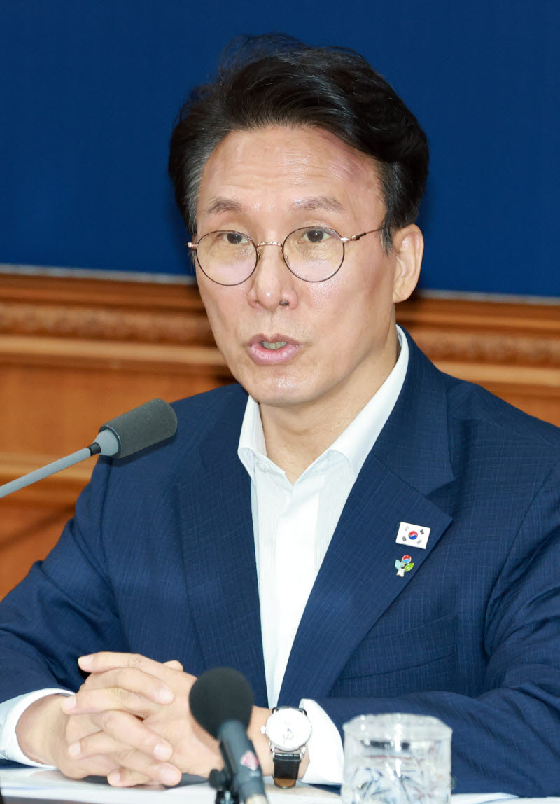 발언하는 김민석 총리                                                                                                                                                                              