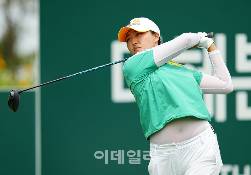 박예지,시원하게 날린다                                                                                                                                                                            