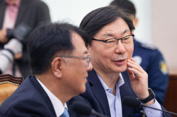 역대 최장 '국참' 이화영 재판 공방 종료, 판결은 20일 새벽께나