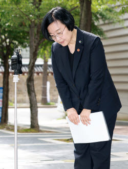[포토]한성숙 국무총리 후보자, 모두의 창업 개인정보 유출 사과                                                                                                                                            
