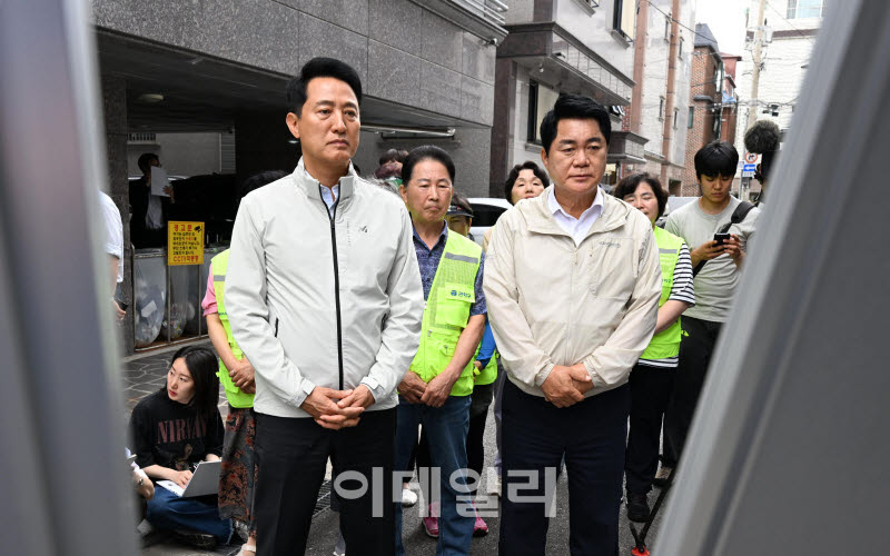  상습침수지역 현장 찾은 오세훈 서울시장과 박준희 관악구청장                                                                                                                                       