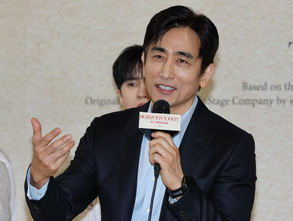 33년 만에 틀 깬 차인표 "스스로 삶 선택할 용기 얻길"