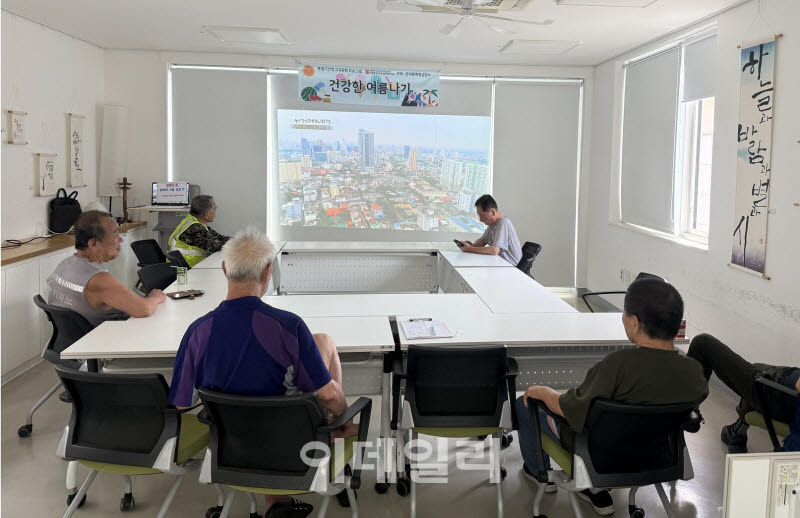 종로구, 114개 무더위쉼터 운영 및 안전숙소 지원