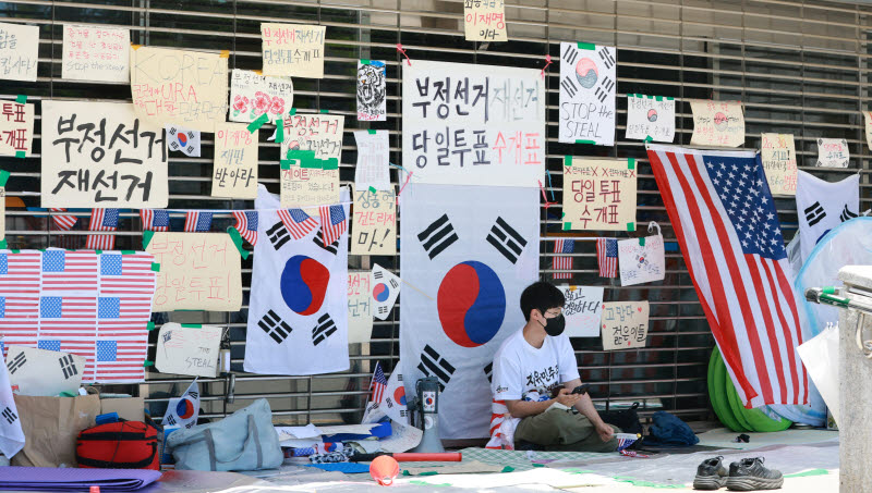 출입 막힌 올림픽공원 핸드볼경기장                                                                                                                                                                 