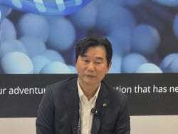 [바이오USA]최석우 에스티팜 전무 “잠재 고객사들, RNA·AOC 가장 문의 많아”…차세대 CDMO 잭팟 예고