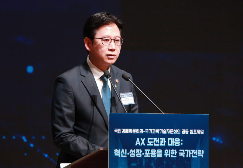 "국민 누구나 AI 활용하도록"… 배경훈 "전국민AI경진대회, 3달 만에 100만 돌파"