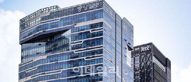 [데스크의 눈]넷플릭스 블랙홀