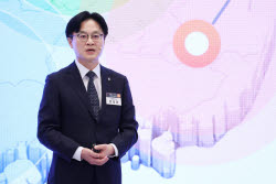 [속보]김정관 “충청권에 수요 대응 첨단 패키징 거점 육성”