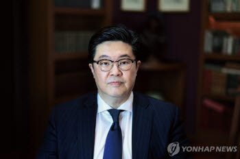 김병주 '개인보증' 수용…홈플러스 운명, 다시 메리츠 손에[only 이데일리]