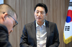 日 요미우리 “오세훈, 보수 재건 이끌 유력 주자”