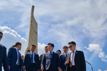 李대통령, 오늘 몽골 최대 명절 ‘나담축제’ 참석…활쏘기 등 체험도