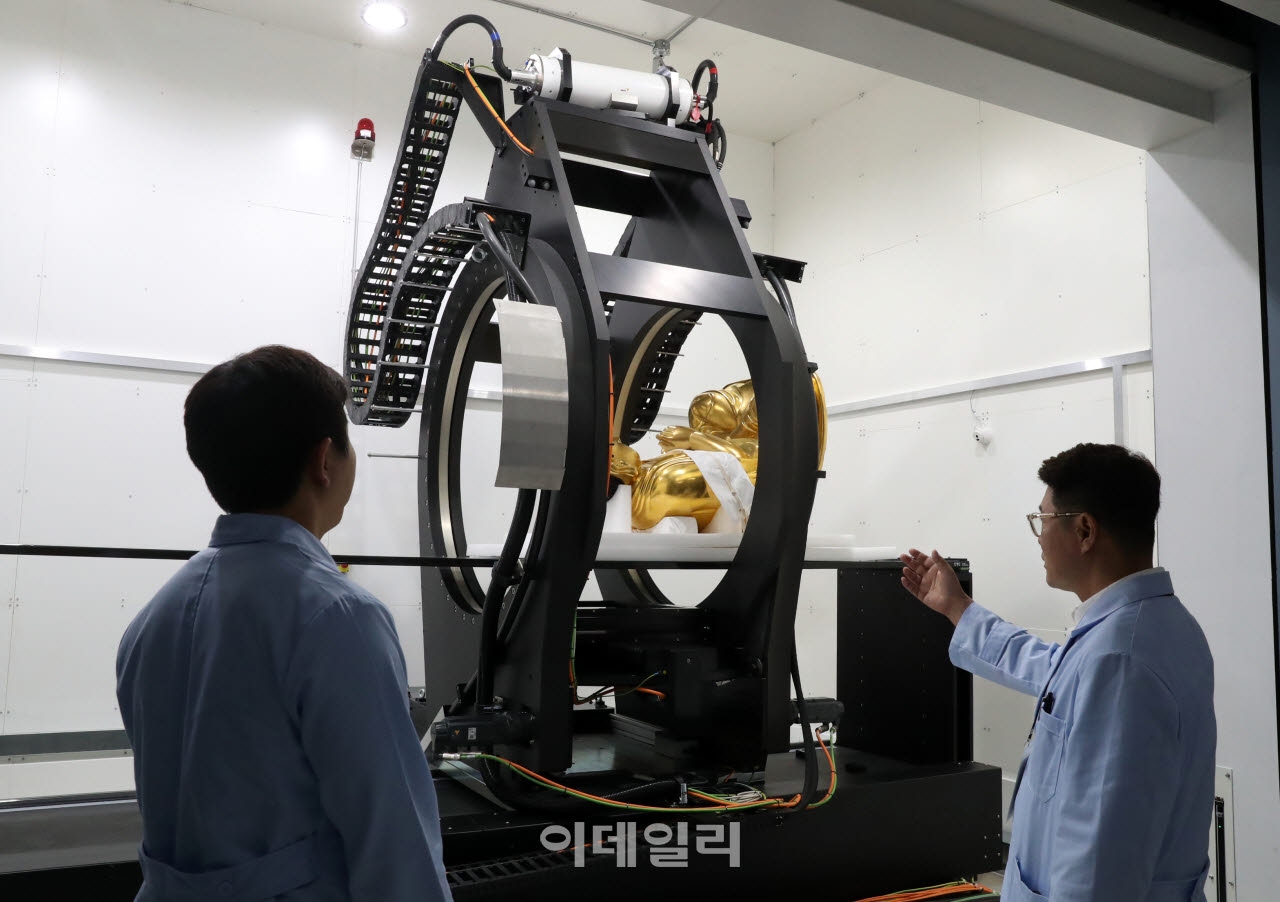  국중박 보존과학센터, 세계 최대 원통형 CT                                                                                                                                                         