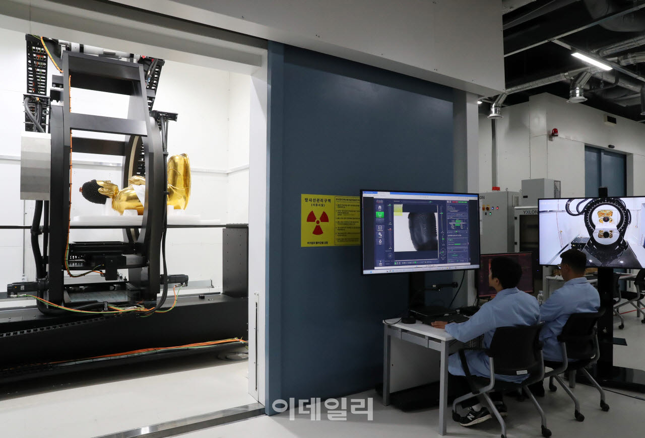  CT 촬영하는 부처님                                                                                                                                                                               
