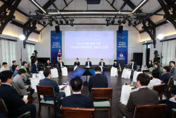 “재초환 등 규제가 공급 발목…서울 정비사업지 2249곳 중 착공은 7%뿐”