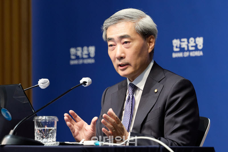 신현송 총재 "GDP갭 플러스 전환 시점 앞당겨질 수도"