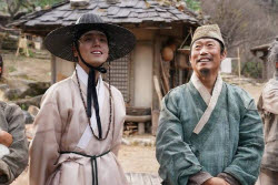 법원 '왕과 사는 남자' 표절 아니다…상영금지 가처분 기각