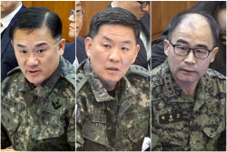 '내란 가담' 軍 여인형·이진우 1심 징역 30년 구형…"韓 존립 위협"