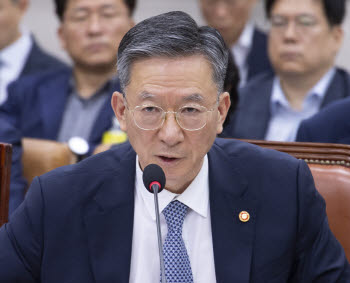 정성호 법무부 장관, 사의 표명…이 대통령 만류