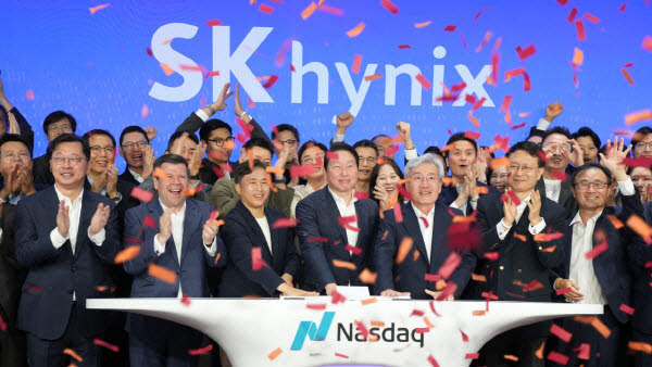 美 공모가 밑으로 떨어진 SK하이닉스 ADR…훈풍 꺼지나