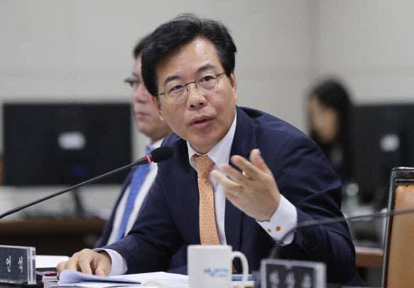 “1300만명 코인 과세 폐지”…오늘 국회 재경위 상정
