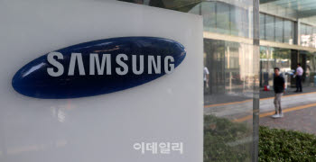 [속보]삼성전자 2Q 반도체 영업이익률 70%…4%p↑