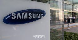 [속보]삼성전자 2Q 반도체 영업이익률 70%…4%p↑