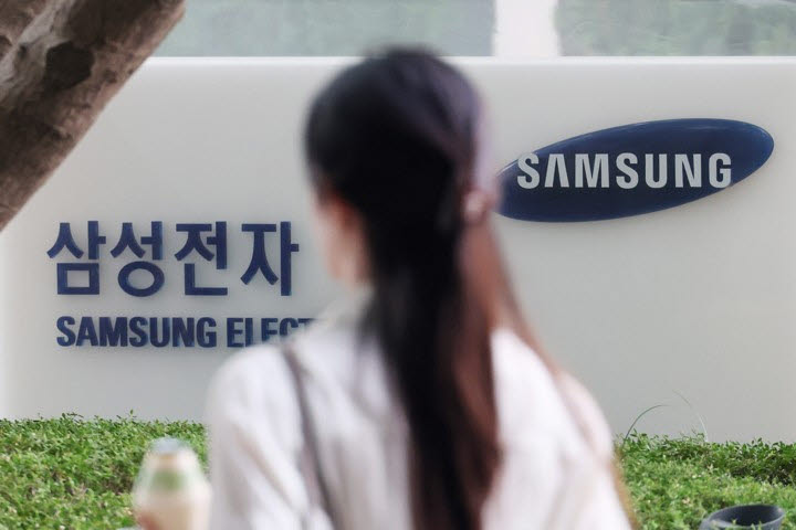 삼성전자 '1813% 잭팟'…반도체로 89조 벌었다(상보)