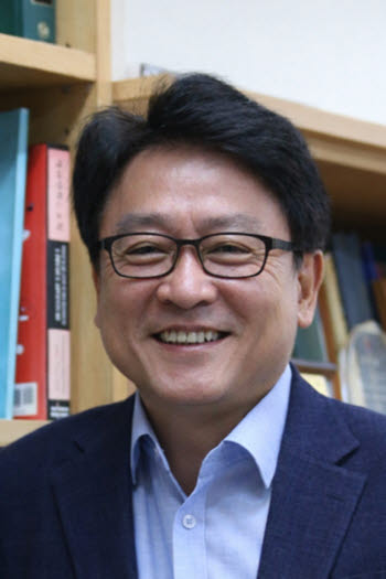 제12차 전기본은 韓 산업전략의 시험대다