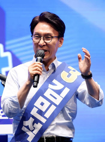 충청 경선, '충남 아들' 제치고 김민석 1위…金 "국민들, 혁신 기대"(종합)
