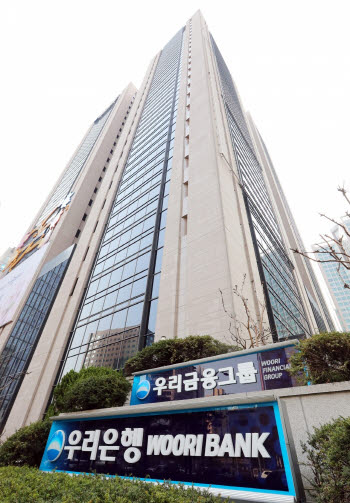 8월 회사채 시장 ‘개점휴업’…우리금융 신종자본증권만 출격