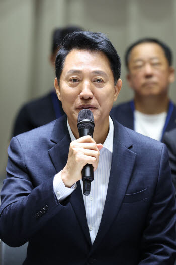 오세훈 시장, "정부 세제개편, 집값 못 잡고 전월세만 올려"