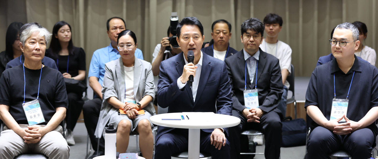 [포토]오세훈 서울시장, "집값 못 잡고 전월세만 올려"