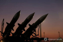 "美·이란 합의하더라도…이란 강경파 압박에 깨질 수도"