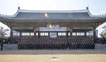 장교·생도 64% "사관생도 자질 낮아져"…흔들리는 ‘엘리트 장교 산실’