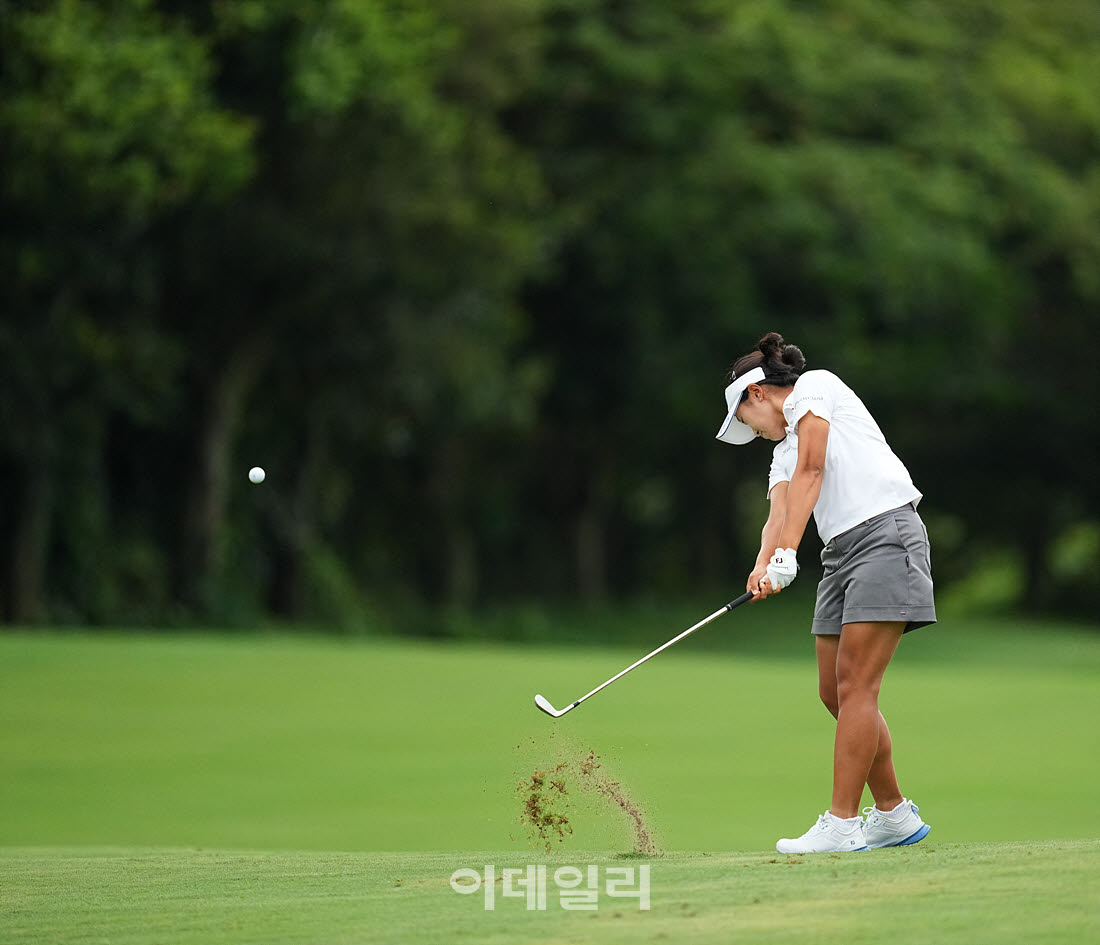 김민주,강력한 아이언 임팩트                                                                                                                                                                       