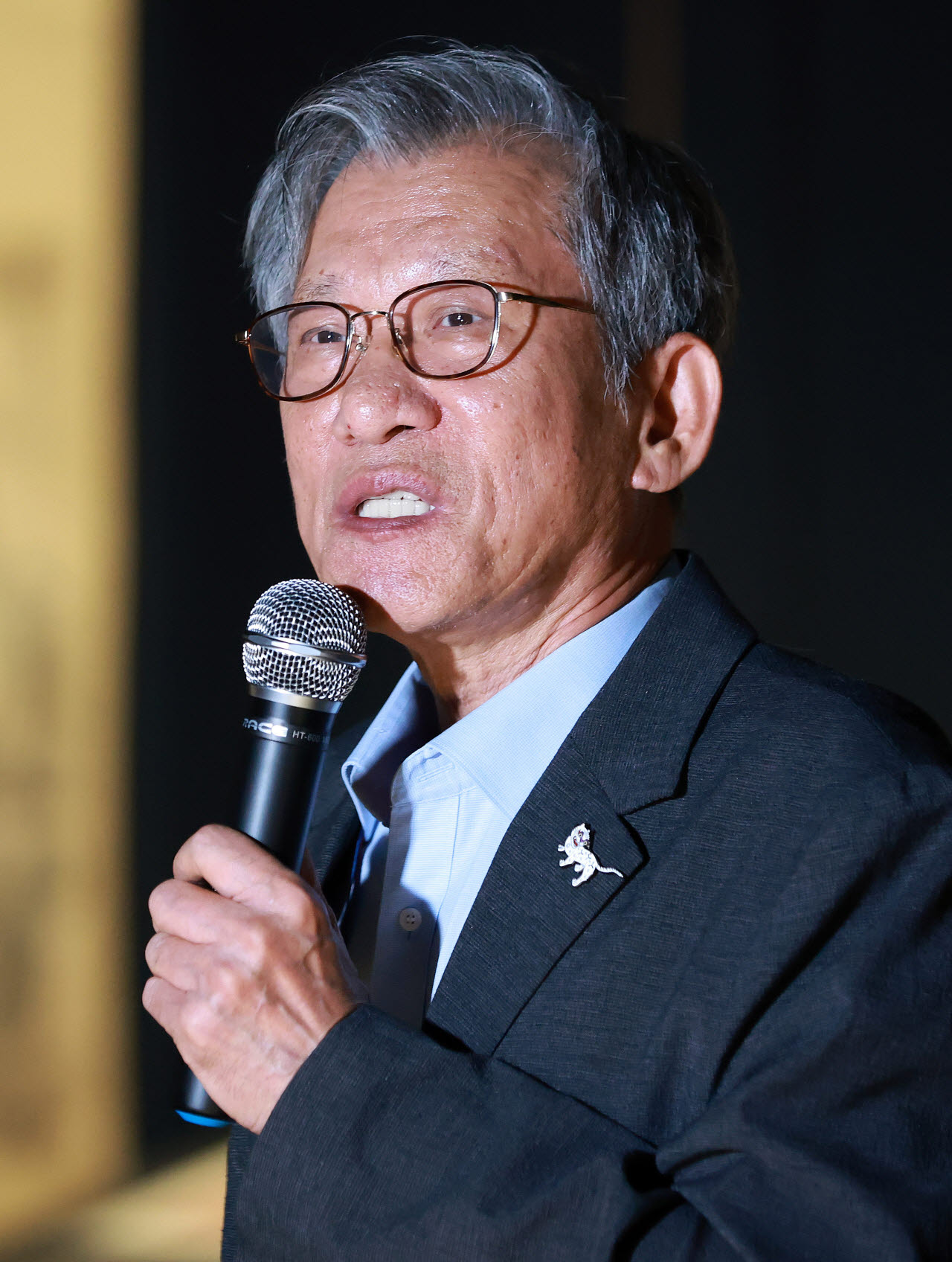 추사 김정희 작품 설명하는 유홍준 국립중앙박물관장                                                                                                                                                 