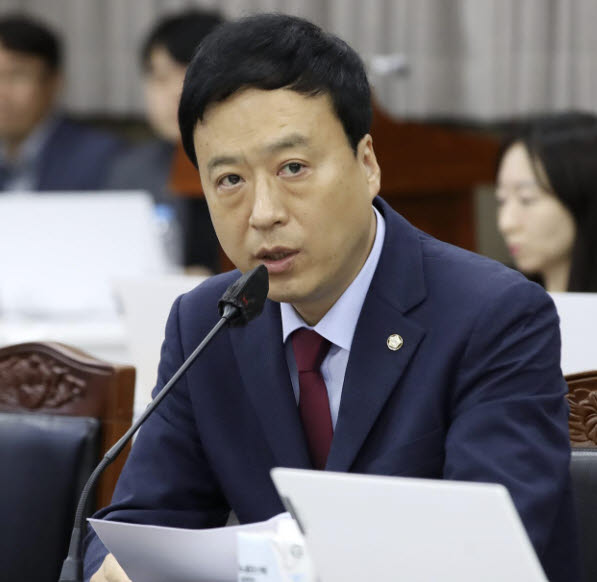 “1300만명 코인 세금 3년 늦춰야”…국힘, 과세 유예법 발의