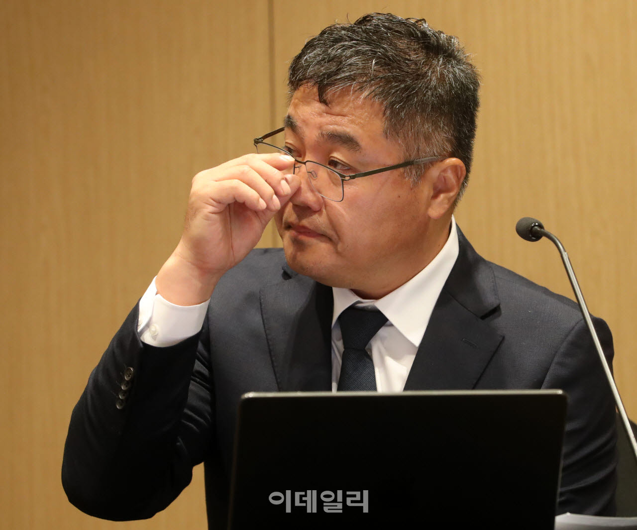  기자회견하는 호카 총판사 조이웍스 전 대표                                                                                                                                                        