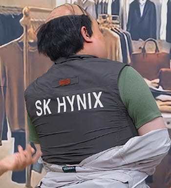 "삼전닉스 다닌다고 말 못해"...외신이 주목한 '한국 인기男'