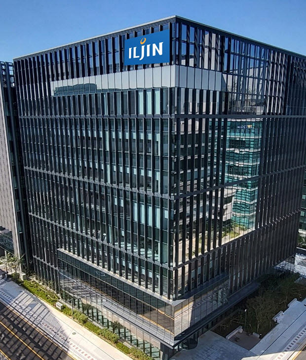"일진전기, 목표가 10만8000원으로 하향…매수 '유지'" -NH