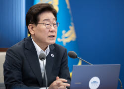 '모병제' 꺼낸 李대통령 