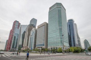 [마켓인]IFRS 18 도입 코앞…신평업계, 현금흐름에 주목