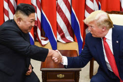 트럼프 “김정은, 내 제안에 응답했다”…구체적 내용은 안 밝혀