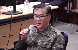 여인형, 尹 내란재판 증인 불출석…법원 "과태료 처분"
