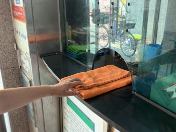 "우리도 할 말 많죠"…'여탕 수건비' 목욕탕 업주들의 항변
