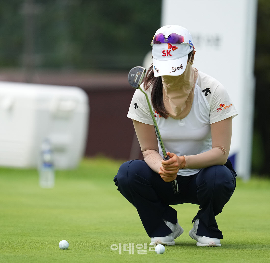 김재희,열공중                                                                                                                                                                                     