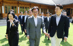 김민석 “주거 안정 핵심은 공급 확대... 가능한 수단·방법 총동원”