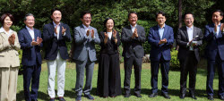 金, 첫 고위당정... 세제 개편안엔 당정청 모두 “신중·정교·합리”(종합)