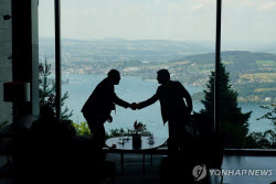 파키스탄·이란, 전쟁 종식 협의 ‘상당한 진전’…호르무즈 재개 논의